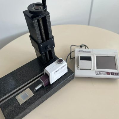 Rugosímetro Mitutoyo SJ-410 Com Coluna de Medição