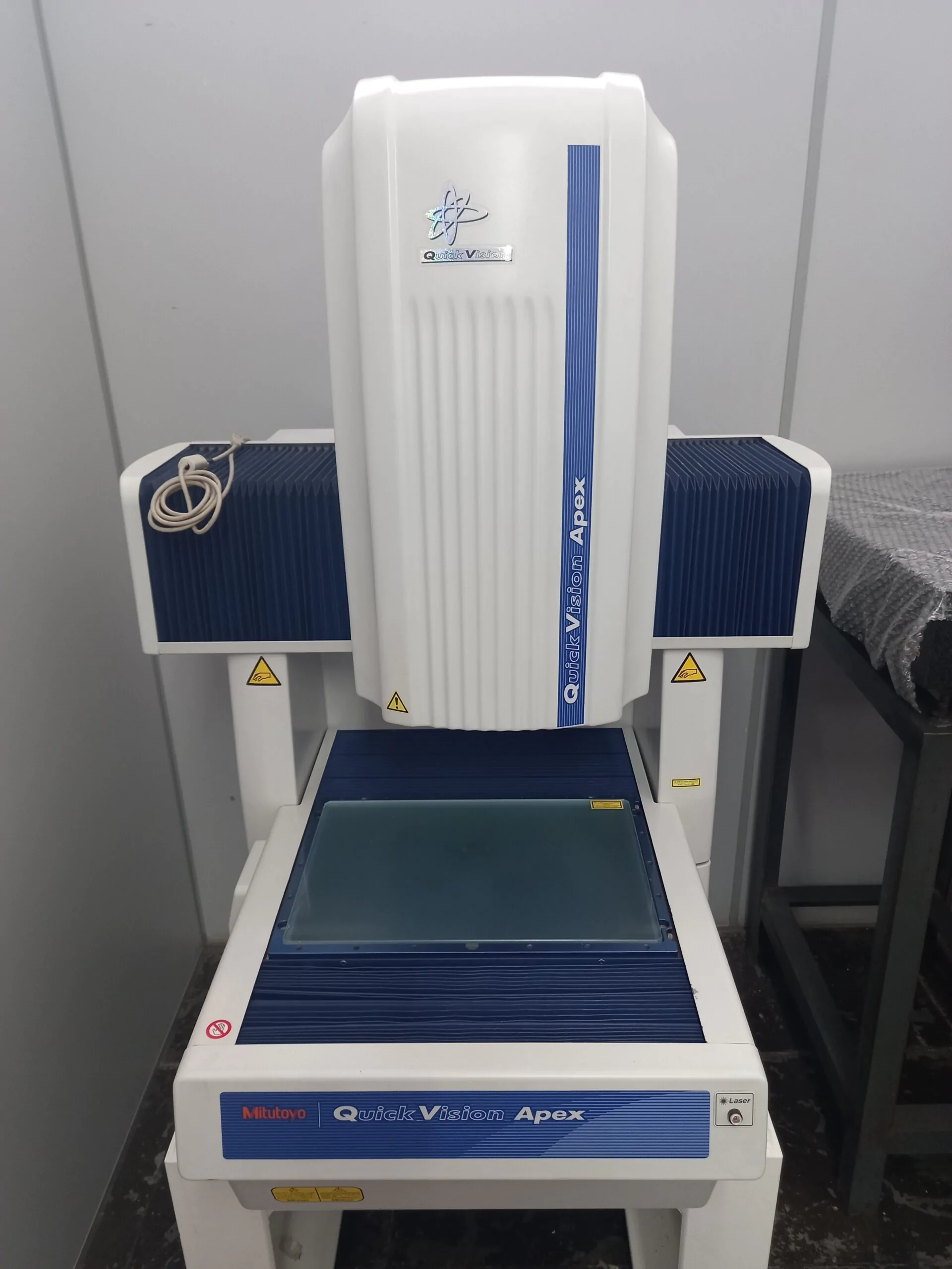 Tridimensional Óptica Mitutoyo Quick Vision