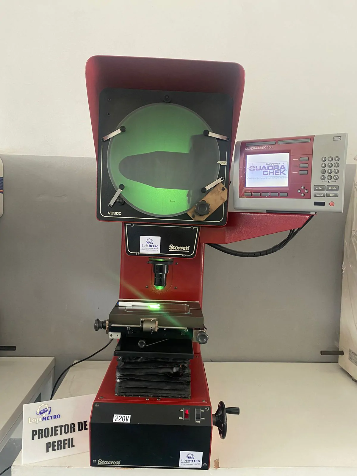 Projetor de Perfil Starrett VB300