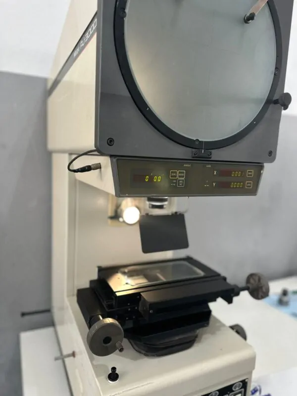 Projetor de Perfil PJ-3000