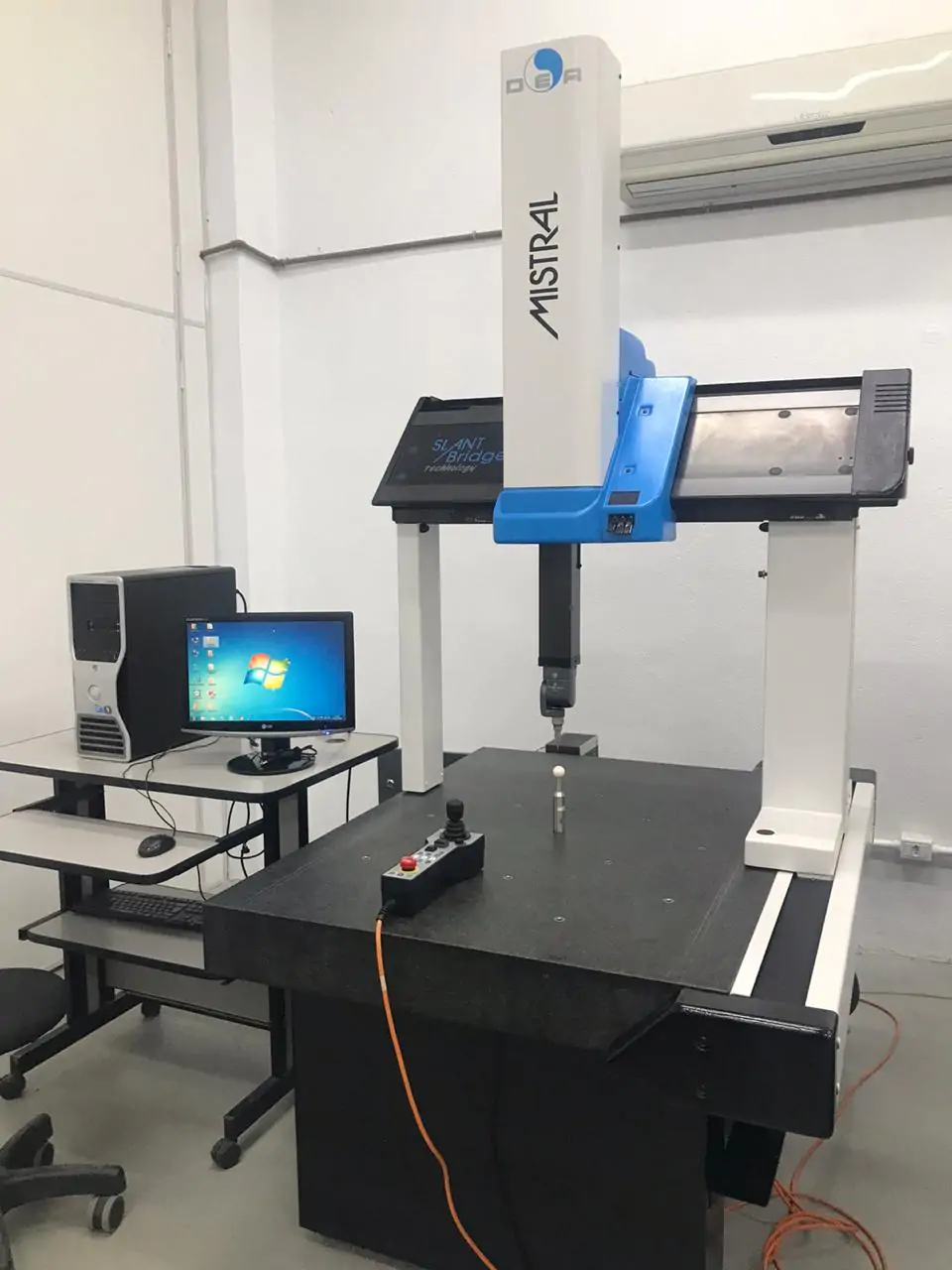 Máquina Tridimensional Dea Mistral Hexagon CNC 700 x 1000 x 600