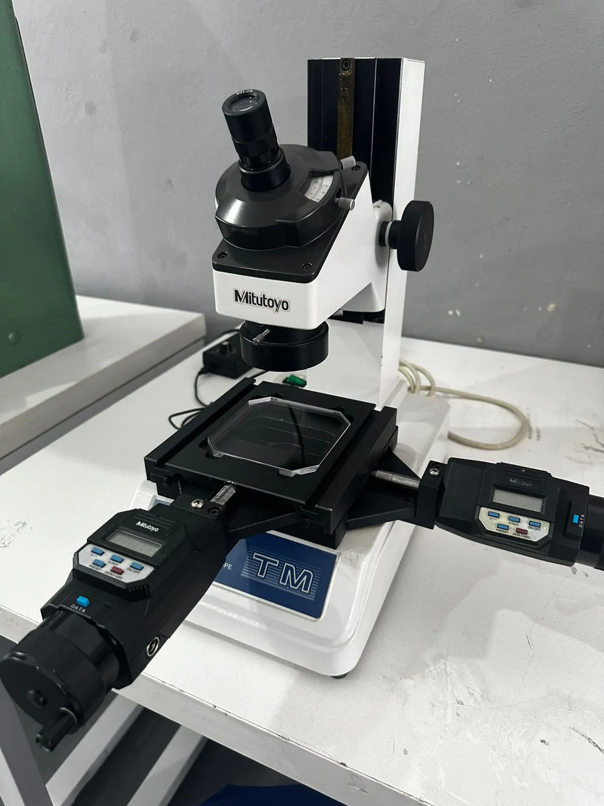 Microscópio de Medição Mitutoyo TM-505 - Imagem 3