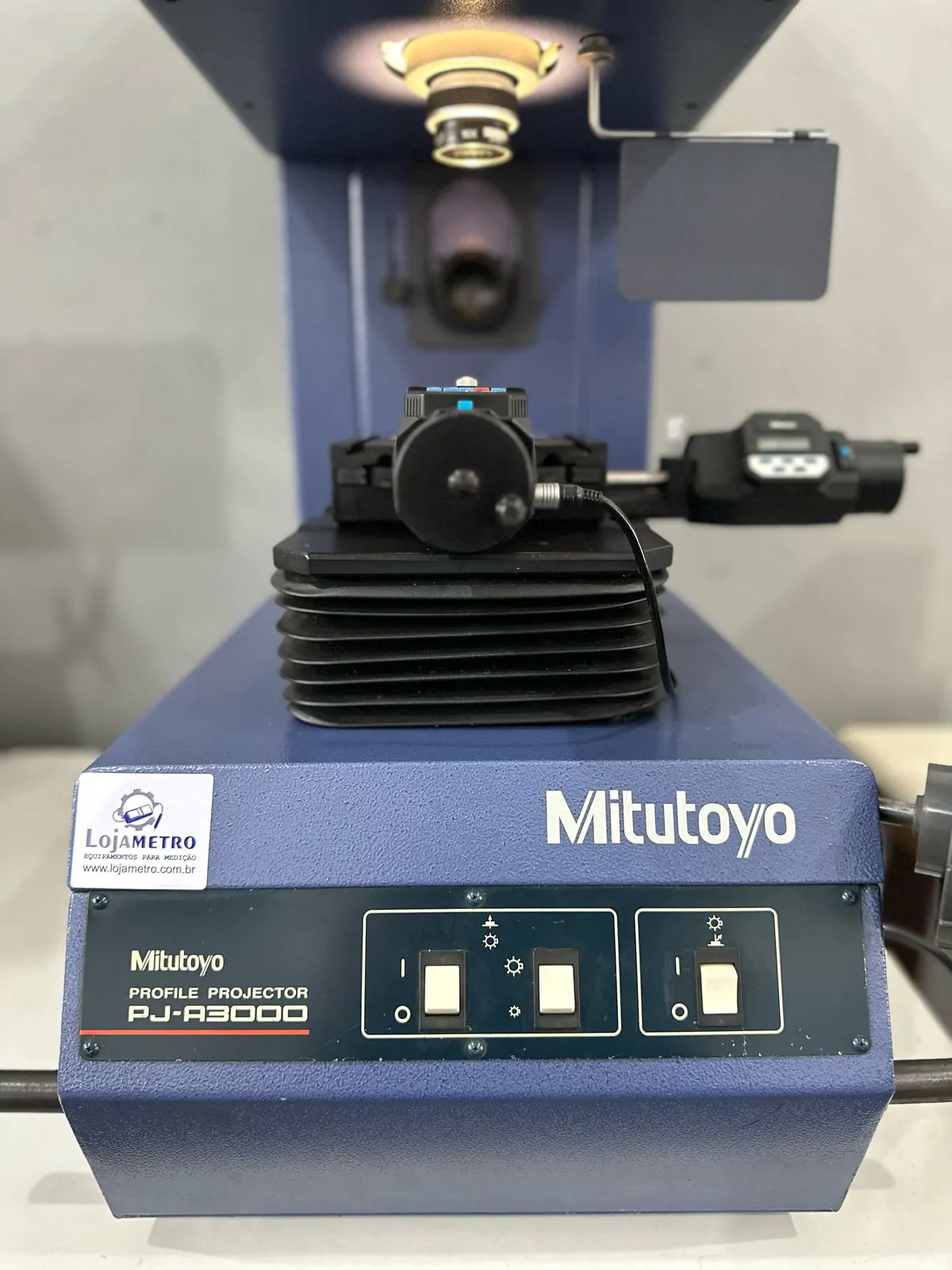 Projetor de Perfil PJ A3000