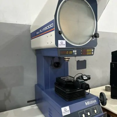 Projetor de Perfil PJ A3000